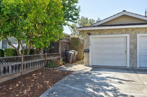 1738 Plaza Ct, Mountain View, CA 94040-3620