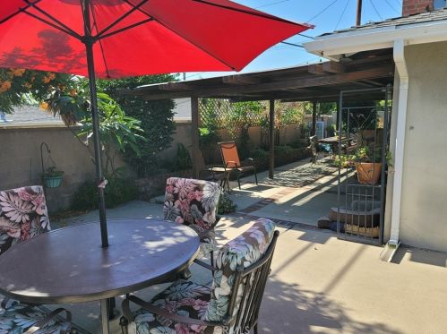 937 Cambria St, Anaheim CA  92801-3220 exterior