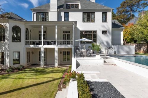 2799 Mabry Rd, Atlanta GA  30319-2828 exterior