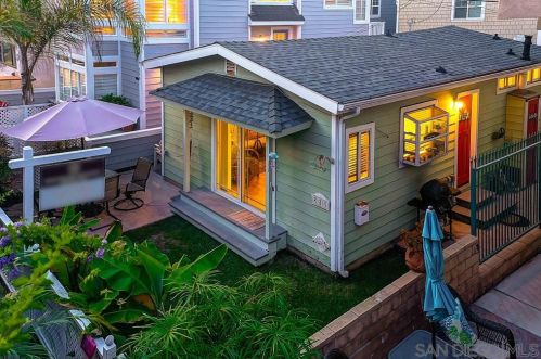 810 Vanitie Ct, San Diego, CA 92109-7038