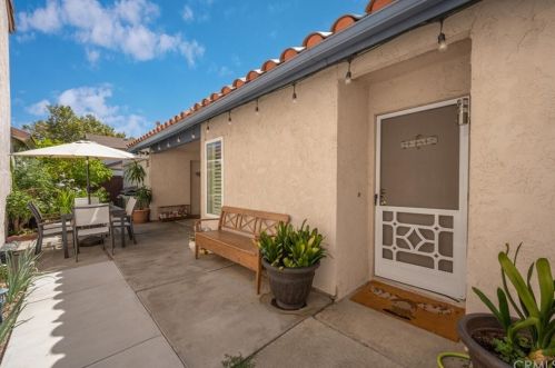13 Orange Blossom, Irvine, CA 92618-4417
