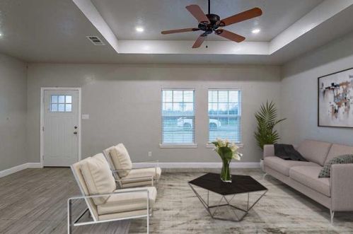 3022 Spencer St, Greenville, TX 75401-4015