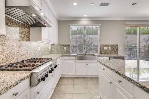 81 Kimbal, Irvine CA  92620 exterior