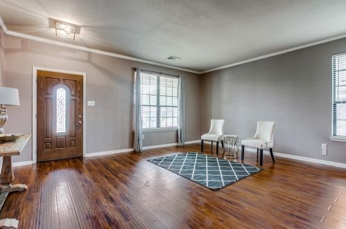 5833 Bridal Trl, Fort Worth TX  76179-2362 exterior