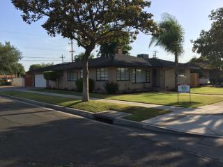 1705 Terrace Ave, Fresno, CA 93703-1737