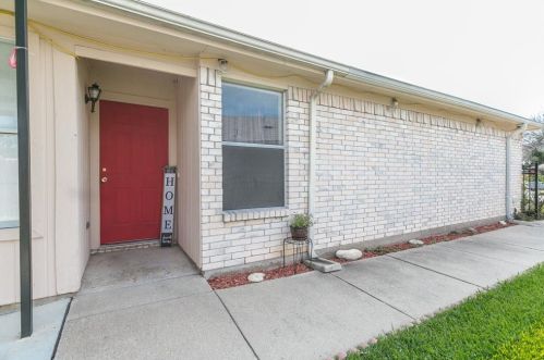 6804 Normandy Ct, Fort Worth, TX 76133-6481