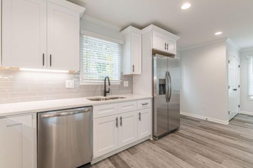 1403 Jonesboro Rd, Atlanta GA  30315-4018 exterior