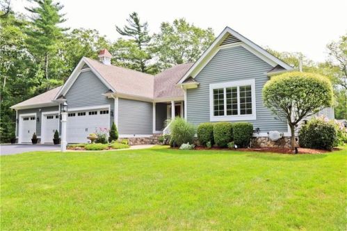 46 Meadowbrook Rd, Richmond, RI 02898-1110