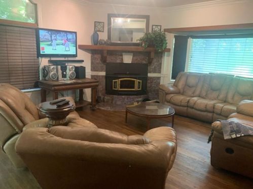 1066 De Leon Dr, Clarkston, GA 30021-1027