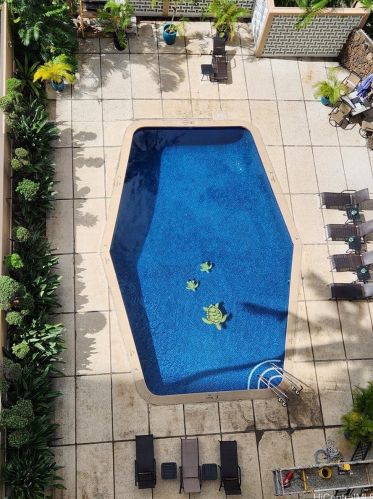 1720 Ala Moana Blvd, Honolulu HI  96815-1302 exterior