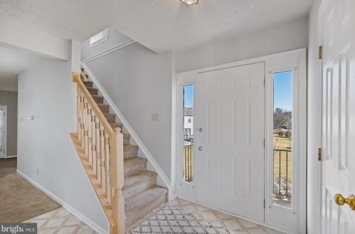 61 Pebble Ln, Blenheim, NJ 08012-5580