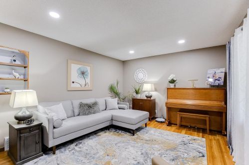 13825 Gladiola Way, Saint Paul MN  55124-7340 exterior