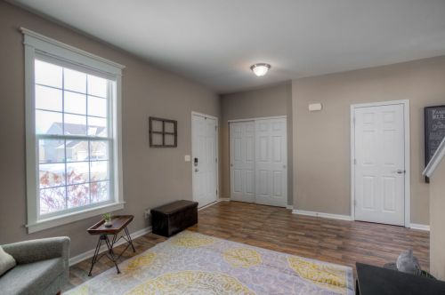 1600 Bristol Dr, Pingree Grove IL  60140-9038 exterior