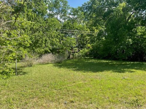 7607 Creston Ln, Austin TX  78752-1326 exterior