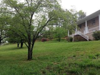 28 Hill Dr, Dunlap, TN 37327-3713