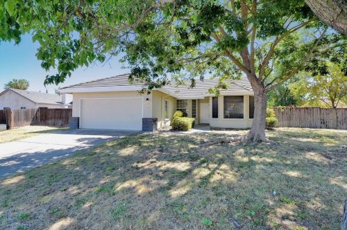 9095 Santorini Dr, Elk Grove, CA 95758-7012