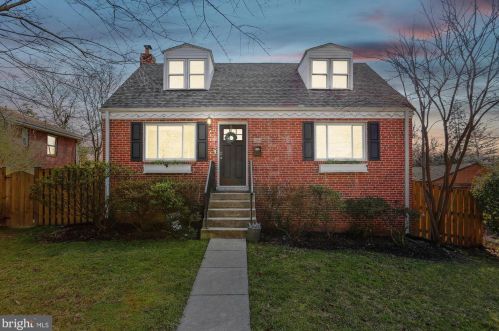 2304 Eccleston St, Silver Spring MD  20902-5015 exterior