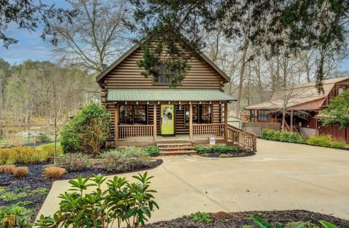 179 Parrot Dr, Monticello, GA 31064-8934
