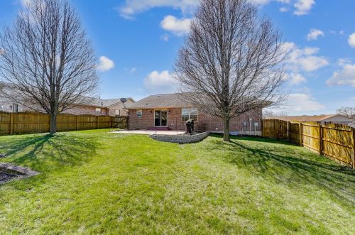 4052 Harris Ln, Springfield OH  45503-6458 exterior