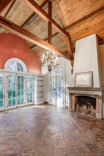 1820 Garraux Rd, Atlanta GA  30327-2504 exterior