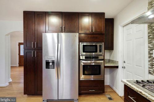 13908 Gate Dr, Silver Spring MD 20906-2208 exterior