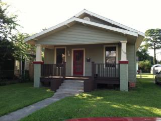 628 Julia St, New Iberia LA  70560-5537 exterior