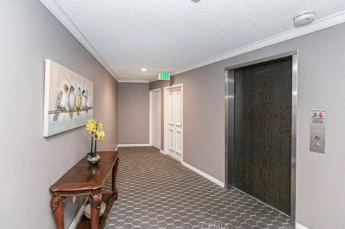 3481 Stancrest Dr, Glendale CA 91208-1353 exterior