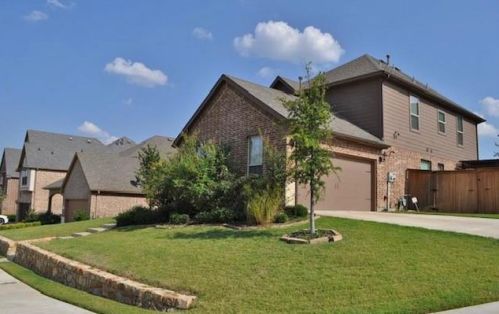 5840 Tuleys Creek Dr, Fort Worth TX  76137-3894 exterior