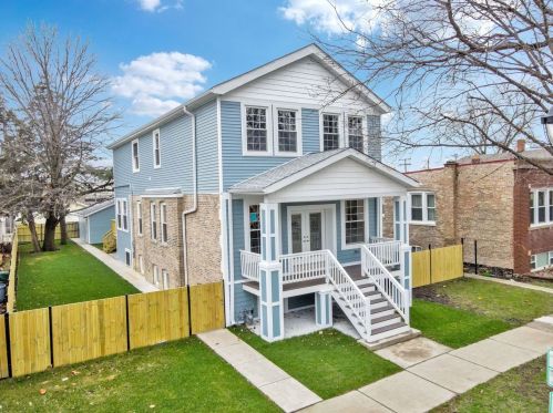 2638 Cuyler Ave, Forest View, IL 60402-2710