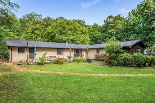 1549 High Hvn Ct, Atlanta GA  30329-3203 exterior