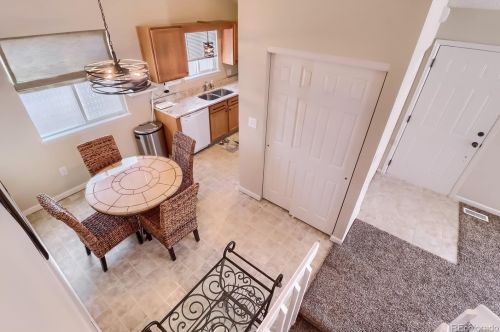 990 Zeno Way, Aurora CO 80017-3394 exterior