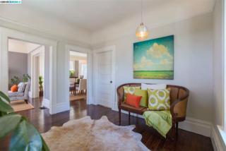 2059 Lincoln Ave, Alameda, CA 94501-2712