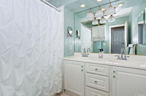 766 Spruce St, Riverside CA  92507-3039 exterior