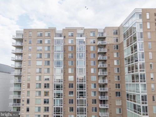 930 Wayne Ave, Silver Spring MD  20910-4429 exterior