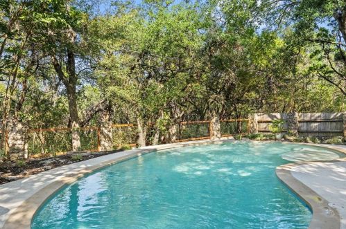 4300 Burney Dr, Austin TX  78731-1208 exterior