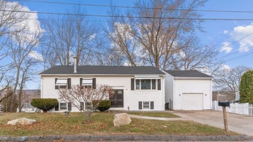 17 Warren Ave, Providence, RI 02911-2425