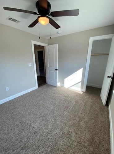 711 Dallas St, Midlothian TX  76063-2047 exterior