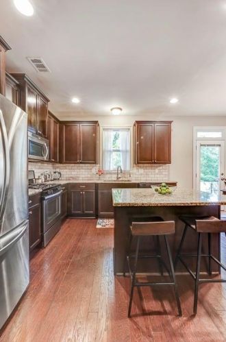 2554 Edwards Dr, Atlanta GA  30318-1111 exterior