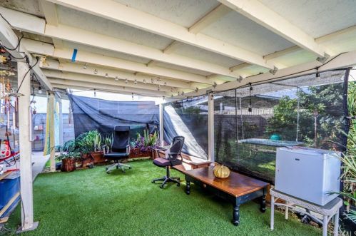 1212 Flower St, Santa Ana CA 92707-1103 exterior