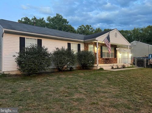 4 High St, Browns Mills, NJ 08015-2021