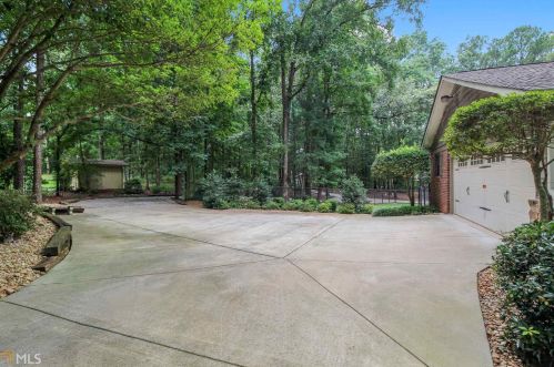 3594 Limberlost Trl, Stockbridge GA  30281-5621 exterior