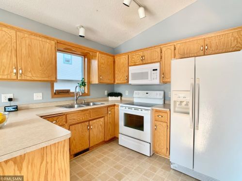 861 Desoto St, Saint Paul MN  55130-4233 exterior