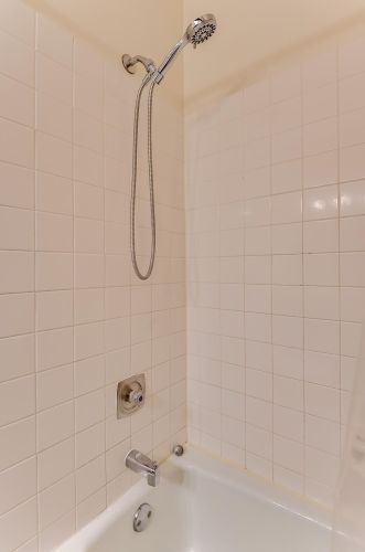 1810 Evergreen Ct, Saint Paul MN  55125-2301 exterior