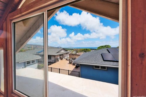 747 15 Ave, Honolulu HI  96816-3722 exterior