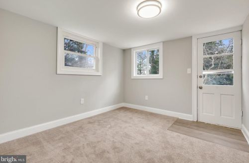 1253 Cresthaven Dr, Silver Spring MD 20903-1107 exterior