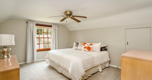 211 Turner Pl, Sycamore IL  60178-2563 exterior
