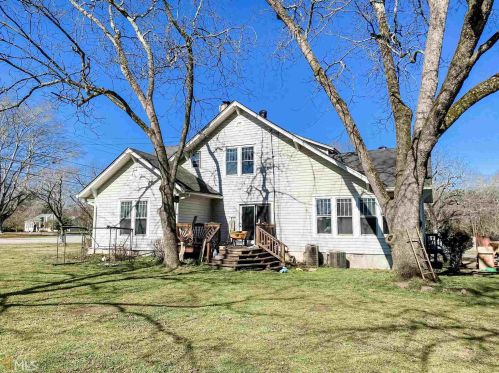 1884 Broad St, Statham, GA 30666-1513