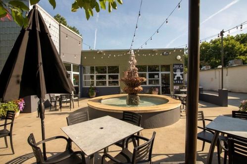 1332 Hooper Ave, Atlanta GA  30307-2014 exterior