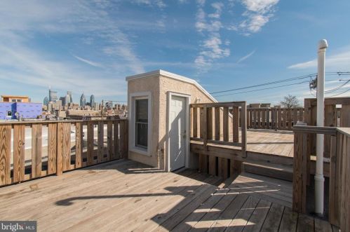 1338 22nd St, Philadelphia PA 19146-4241 exterior