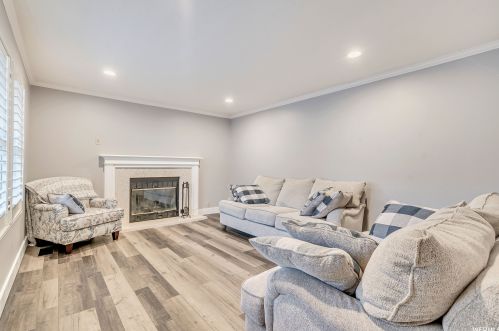563 220, Centerville, UT 84014-1836